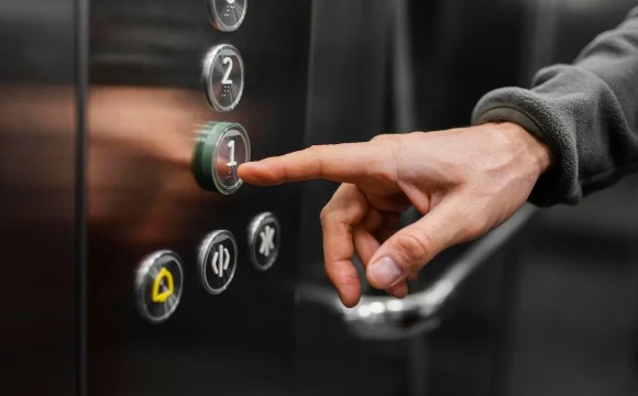 Обслуживание лифтов могут выделить в отдельные квитанции