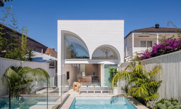 &laquo;Лунный дом&raquo; в стиле неоклассицизма в городе Сидней, Австралия