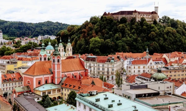 Цены на жилую недвижимость и землю под застройку в Словении вновь достигли рекордных значений