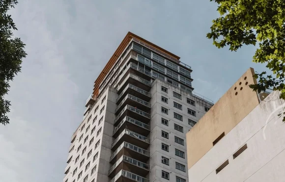 В Казахстане застройщиков хотят обязать давать пятилетнюю гарантию на жилье