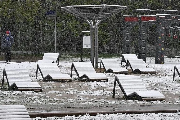 В Пермском крае в ноябре установили шезлонги на набережной