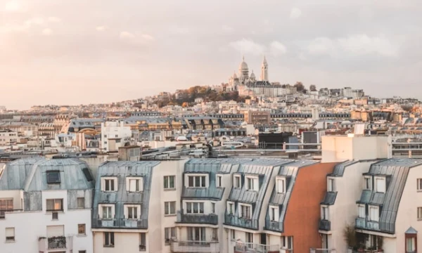 Bain Capital приобретает легендарный отель Pullman Montparnasse в рамках проекта в сфере гостеприимс