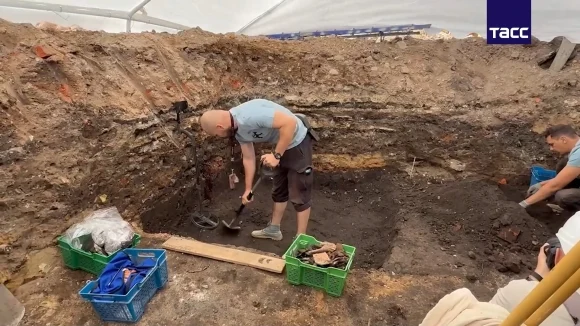 В Пыжевском переулке в центре Москвы при раскопках нашли древнюю жилую застройку В Пыжевском переулке в центре Москвы при раскопках нашли древнюю жилую застройку