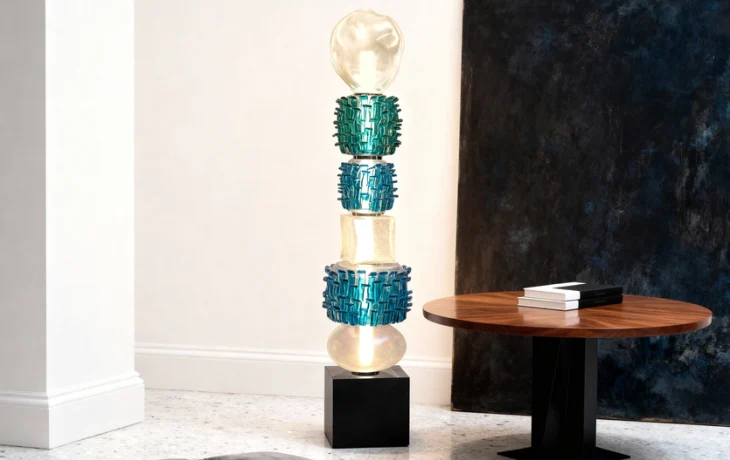 Новинка в гостиную: светильники в тропическом стиле