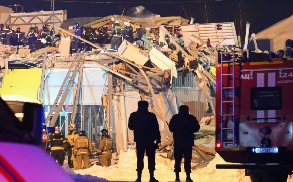 Рухнувшее в Новосибирске здание было самостроем, но суд признал его законным