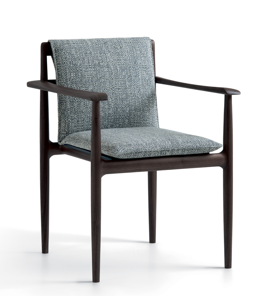 Италия-Япония: кросс-культурные кресла в гостиную