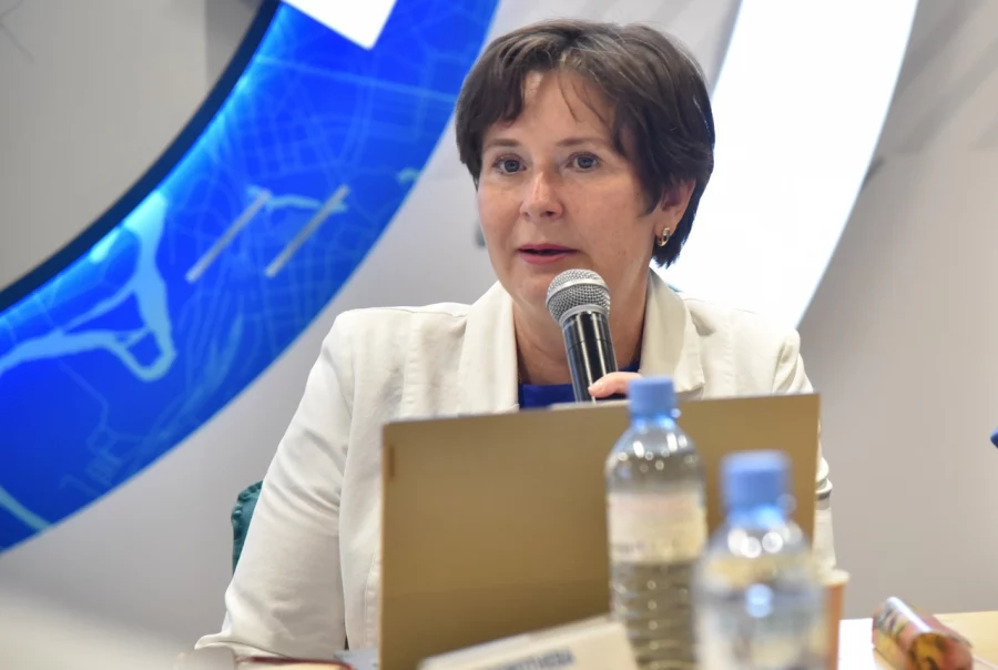 Светлана Разворотнева: граждане не должны остаться один на один с неработающим лифтом