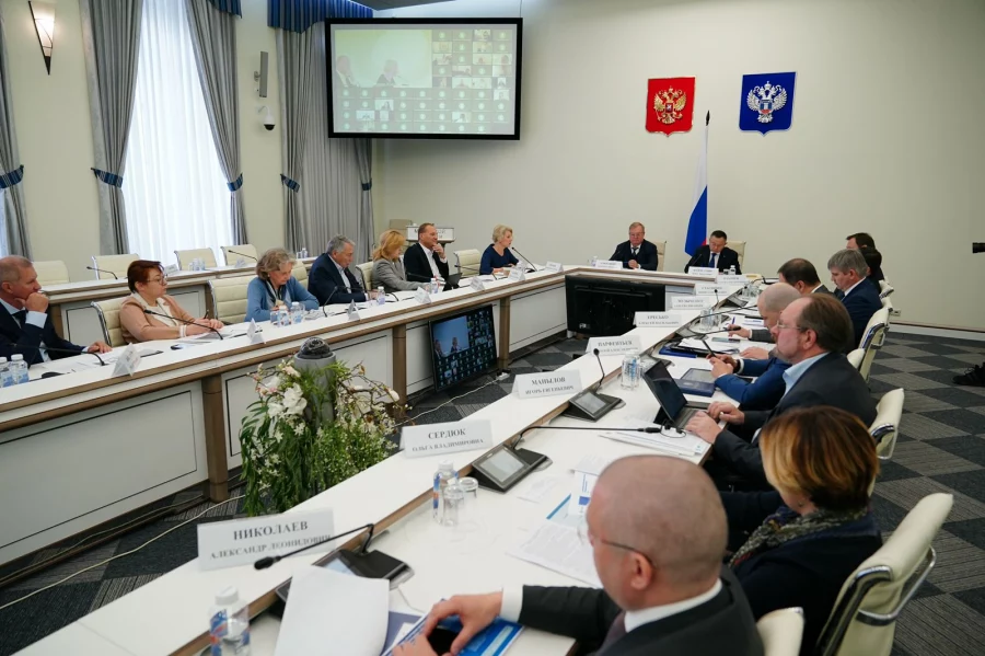 В Минстрое прошло совещание с представителями сметчиков и разработчиков ПО
