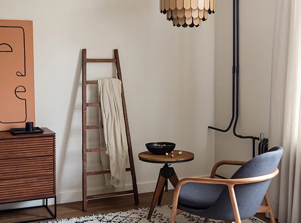 Если спать, то на кровати 1