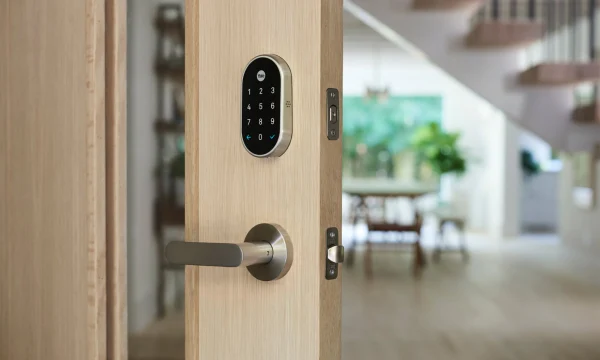 Стоит ли переходить на умные замки? Преимущества и недостатки Smart-замков